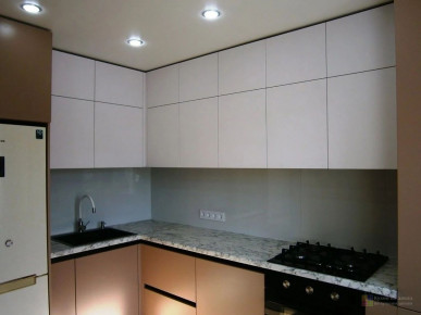 Кухня с фасадами из матовой эмали мк-93 - дополнительное фото